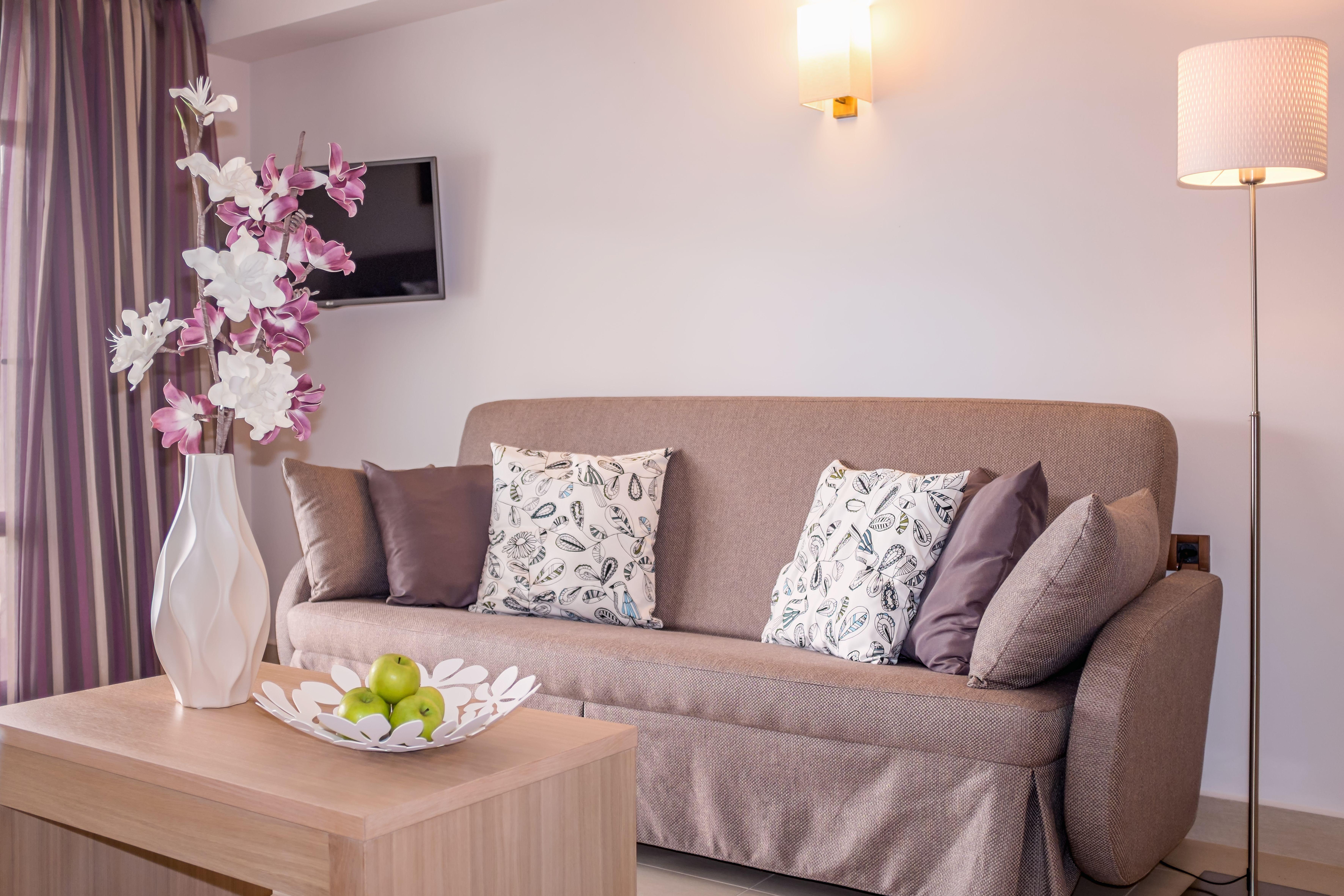 普拉塔尼亚斯港海滩度假酒店及Spa中心 Platanés 外观 照片 A sofa bed